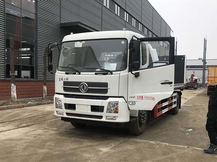 東風(fēng)天錦一拖二清障異型 報(bào)廢車(chē)廠專(zhuān)用