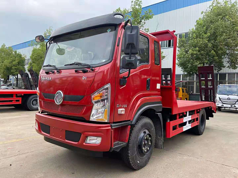 國(guó)六東風(fēng)D1單橋平板運(yùn)輸車(chē)