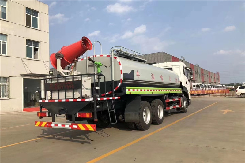 東風(fēng)天龍后八輪20噸噴霧車，國(guó)六綠化噴灑車